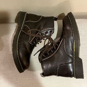 “The Original” Brown Leather, Yellow stitching, 6-eyelet Lace-up Boots, size 38